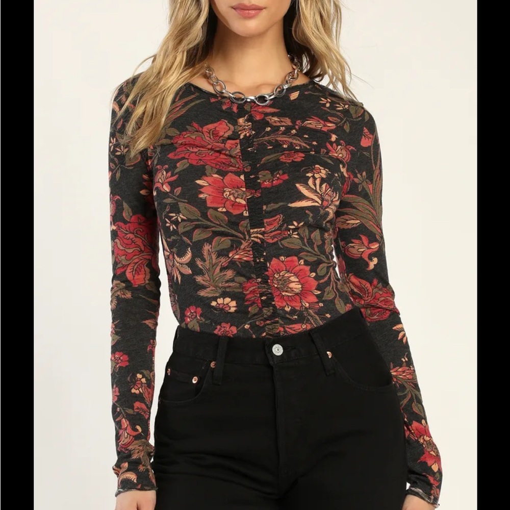 Free People Fitted Black and Red Long Sleeve Tee Small